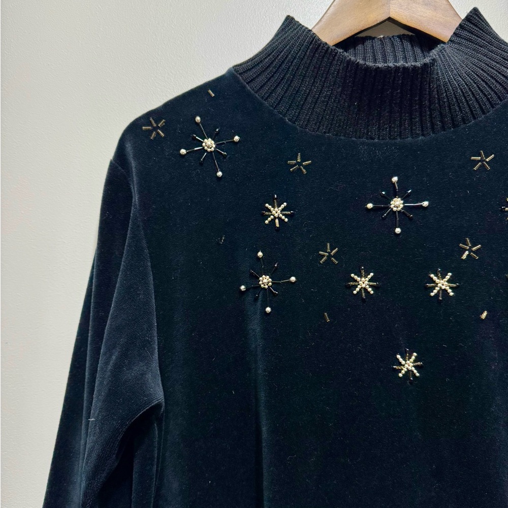 Vintage Summit Place Embellished Beaded Soft Velvet Sweater Shirt Top Black - Picture 2 of 6
